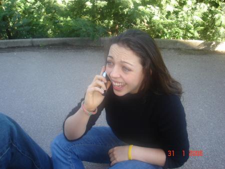 c'est bien le sol pour telephoner a mickael ???